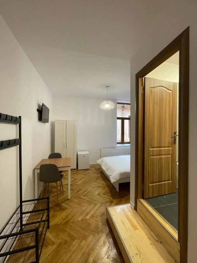 Schei Central Studios In The Heart Of Braşov Exteriör bild